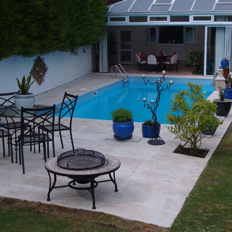 Swimming Pool – Abingdon