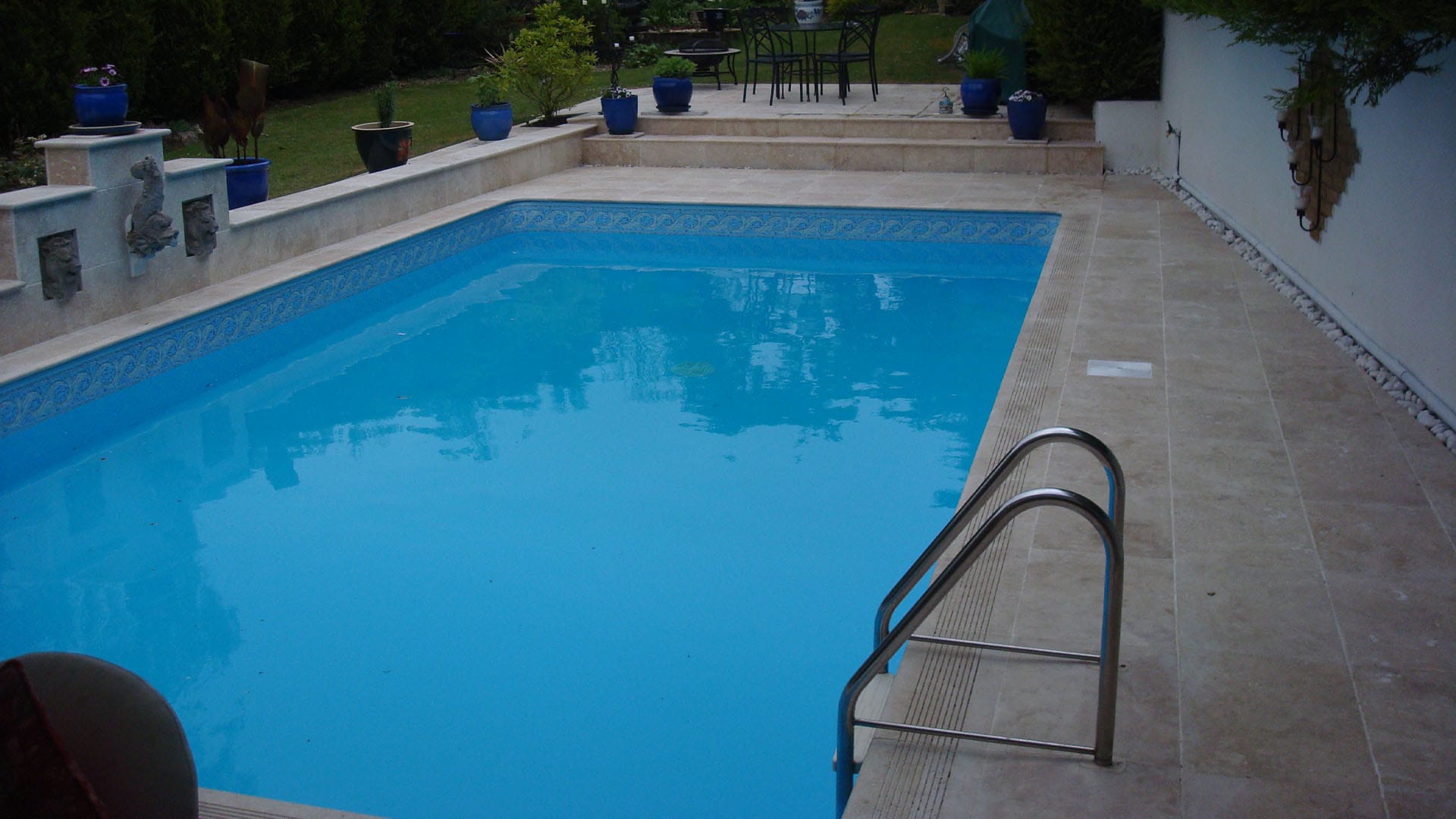 Swimming Pool - Abingdon 3
