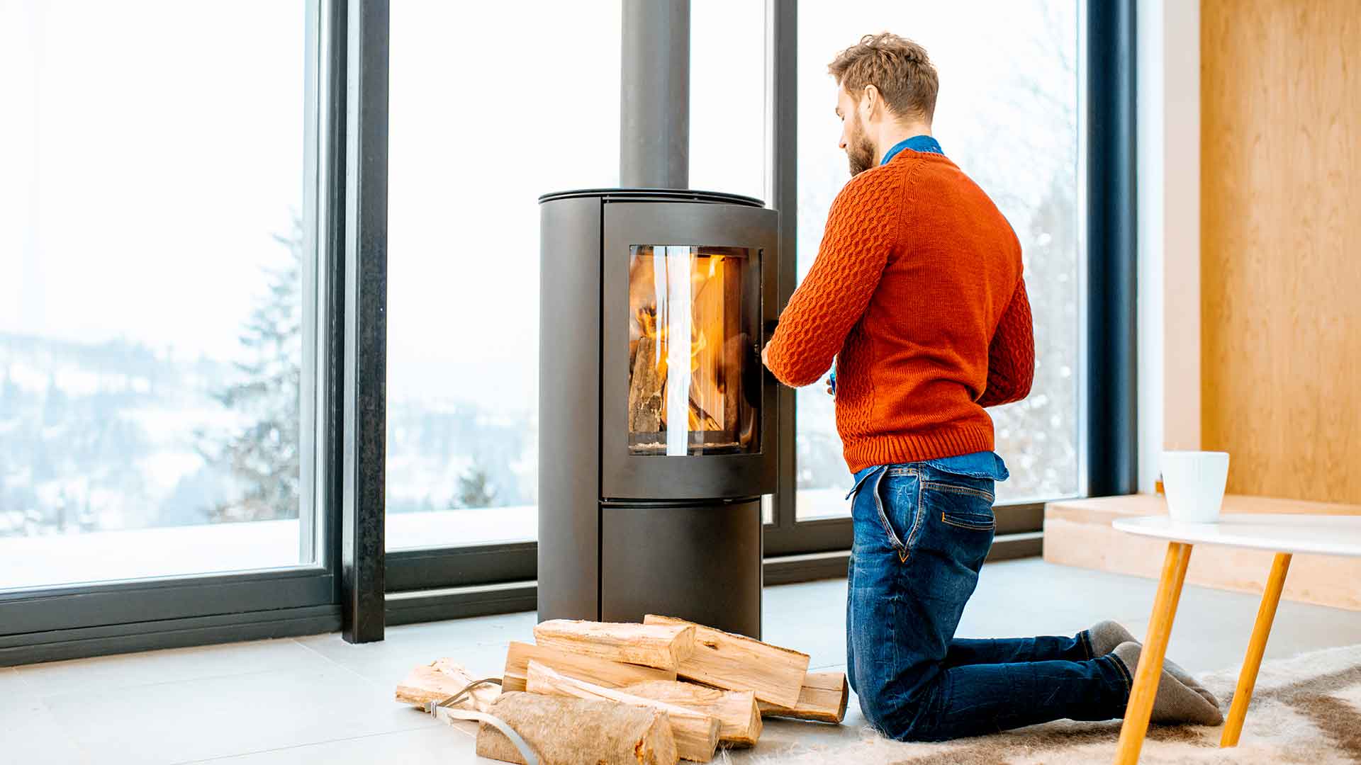 Discover the tricks of fireplace building in London.